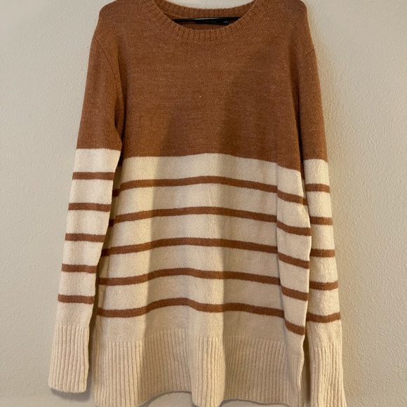 Doe & Rae Striped Color Block Sweater - Picture 1 of 3